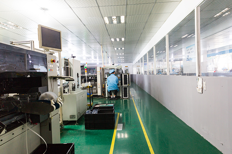 干净整齐的贴装车间